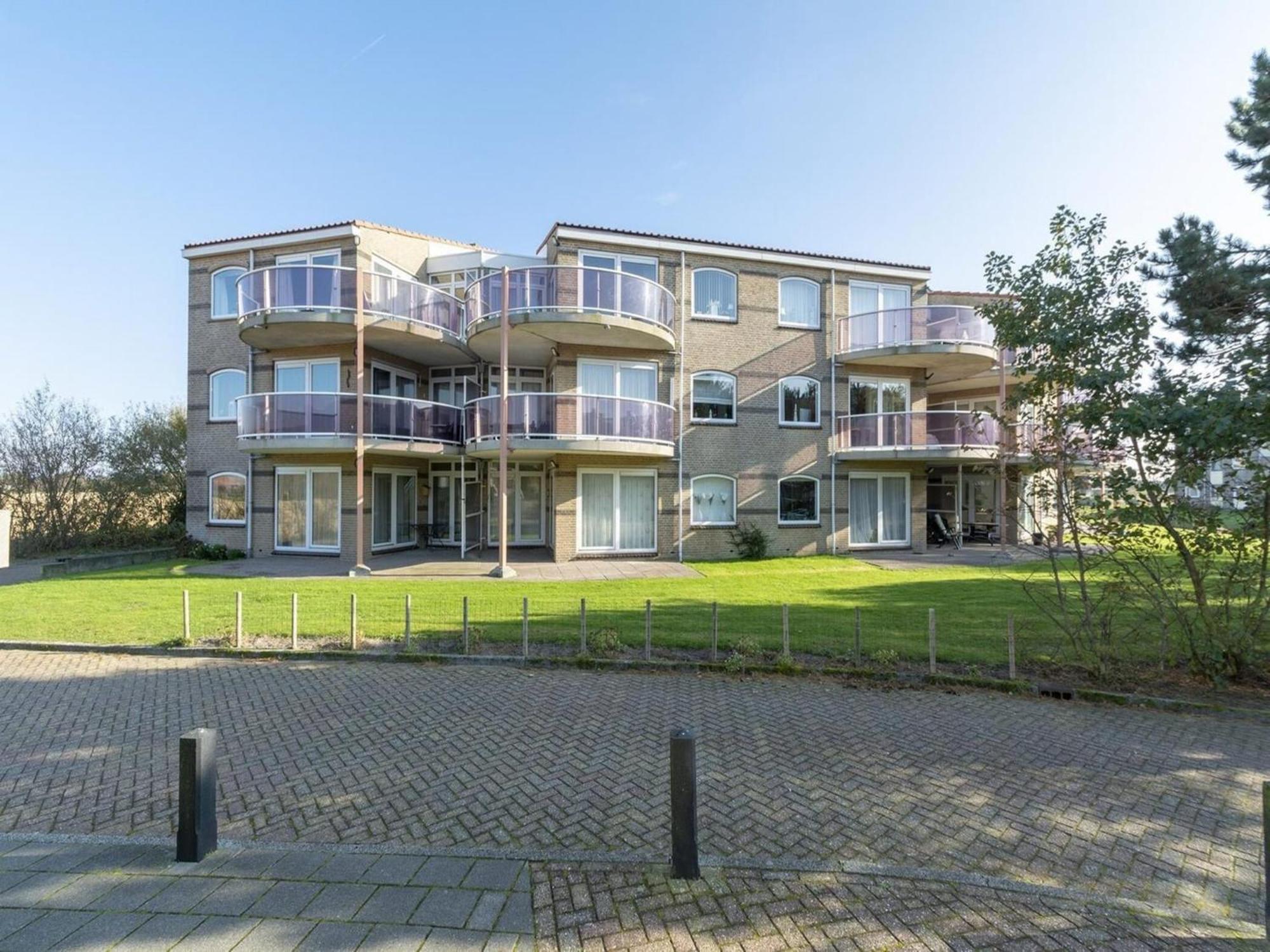 Beautiful Apartment Near Beach ユリアーナドルプ エクステリア 写真